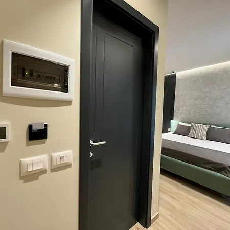 Twins Hotell *