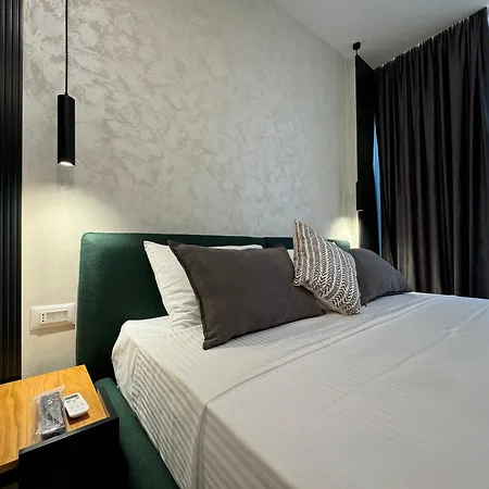 Twins מלון Vlorë