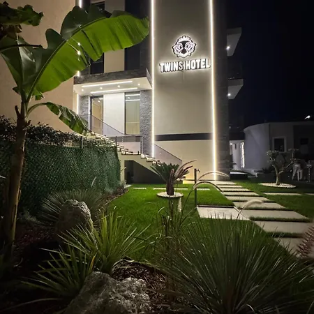 Twins מלון Vlorë